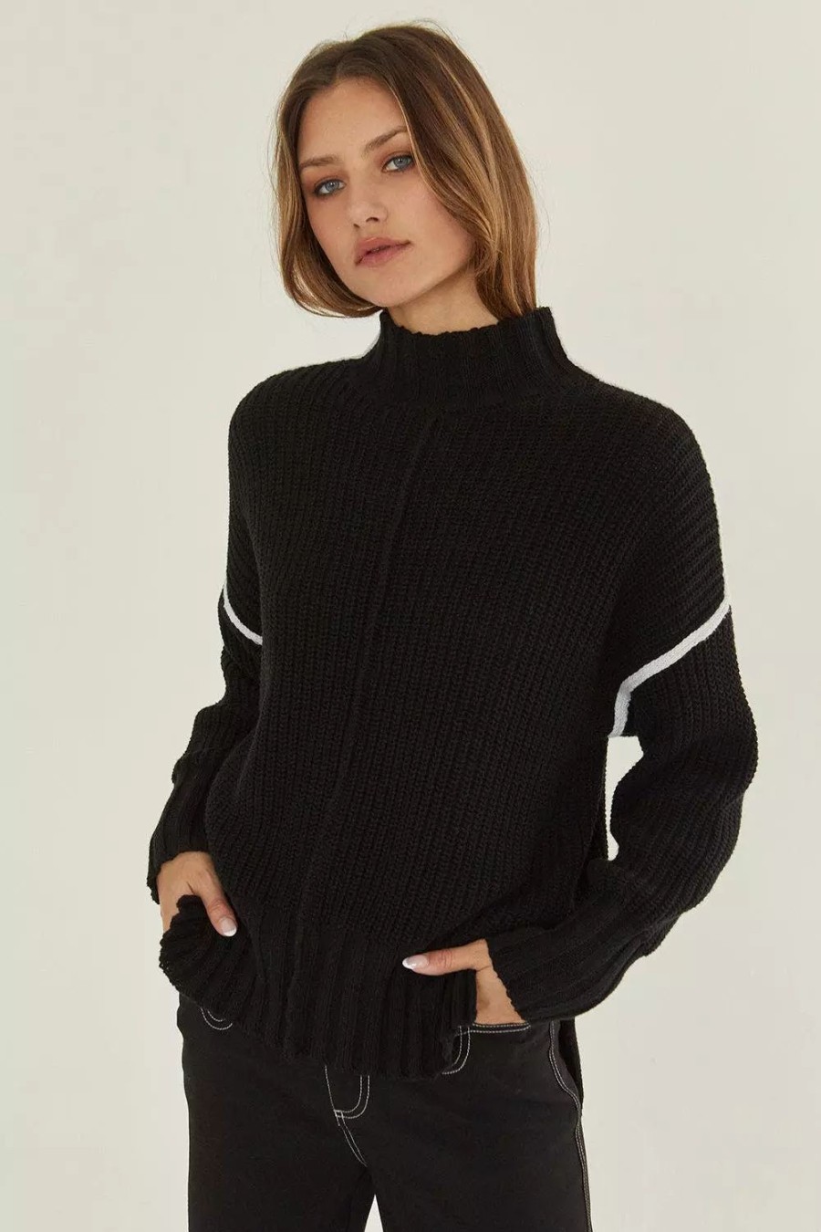 Sweatshirts & Sweaters * | Crescent Arosa Contrast Seam Sweater