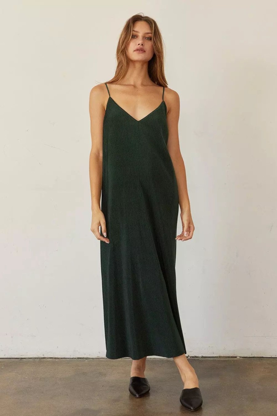 Dresses * | Crescent Samantha Velvet Midi Dress